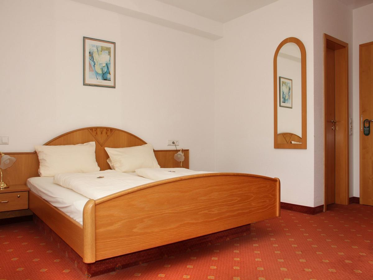 Gasthof Roessle Фогтсбург Номер фото